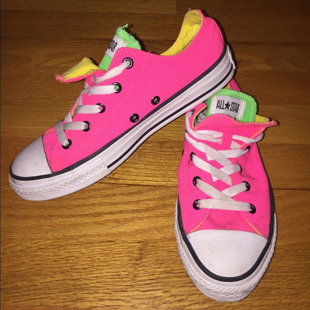 JUNIOR Neon Pink Converse All-Star